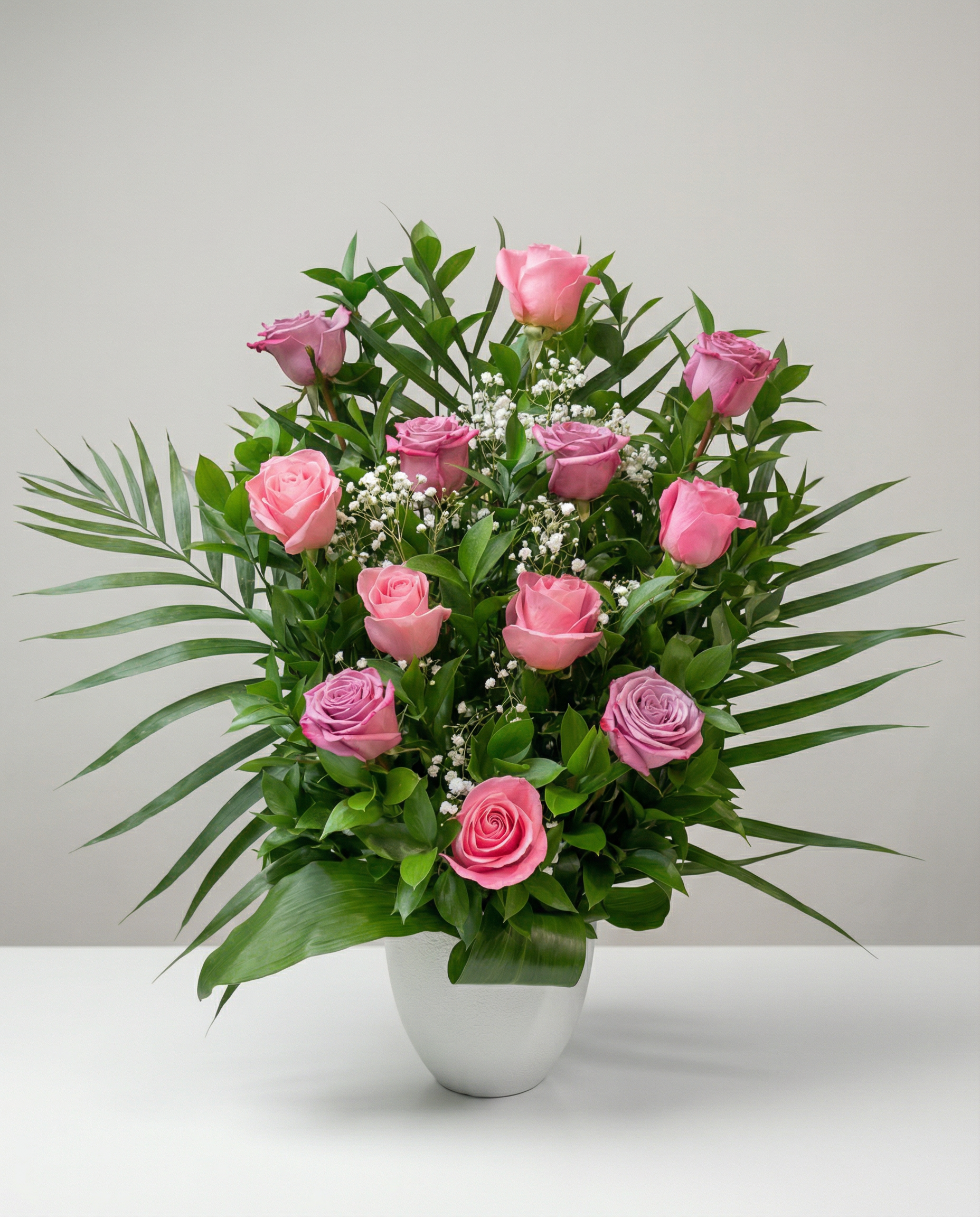 Corbeille funéraire Tendre Pensée – arrangement floral élégant réalisé par un fleuriste professionnel, fleurs fraîches et de qualité, Fleurs2