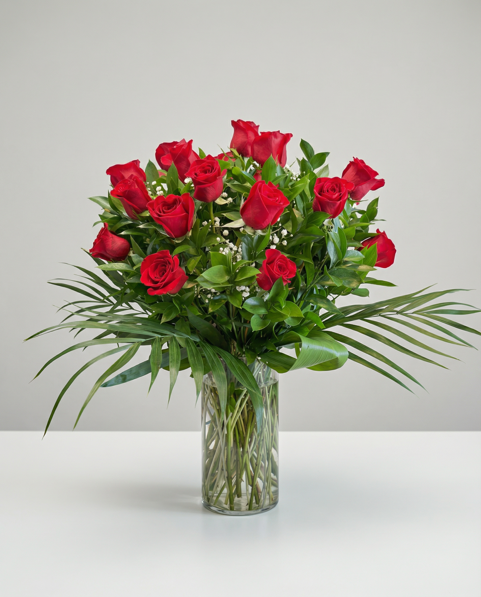 Arrangement de sympathie Célébration – arrangement floral élégant réalisé par un fleuriste professionnel, fleurs fraîches et de qualité, Fleurs2