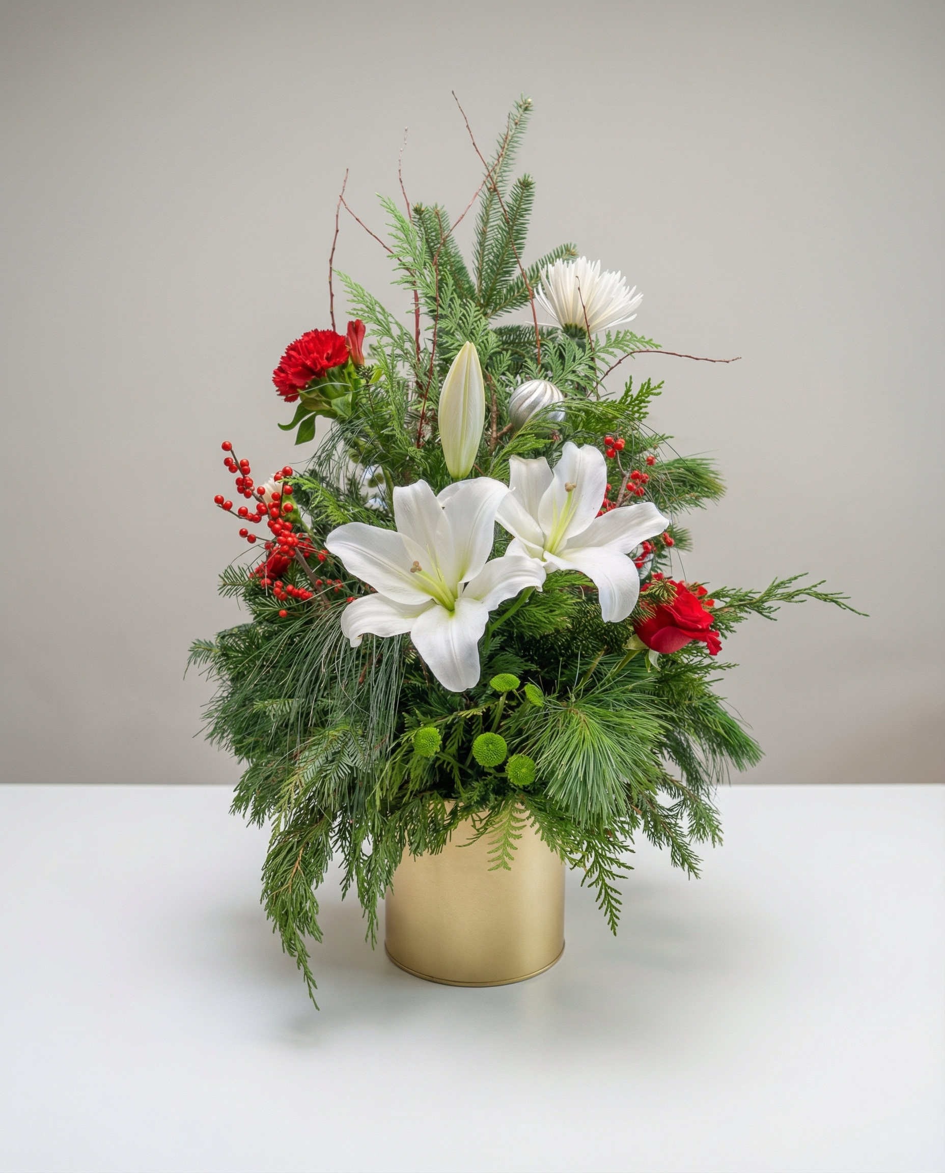 Arrangement Festif pour Hôtesse La Classique – arrangement floral élégant réalisé par un fleuriste professionnel, fleurs fraîches et de qualité, Fleurs2